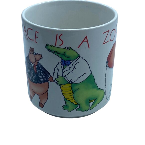 Russ Berrie This Place Is A Zoo Ceramic Mug Alligator Kangaroo Pig Frog Penguin - Picture 2 of 7
